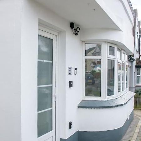 Apartamento Stylish Retreat In Leigh-On-Sea Southend-on-Sea Exterior foto