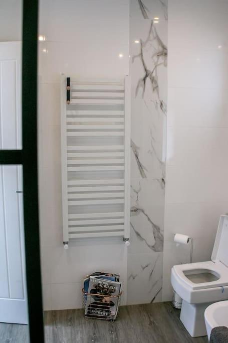 Apartamento Stylish Retreat In Leigh-On-Sea Southend-on-Sea Exterior foto