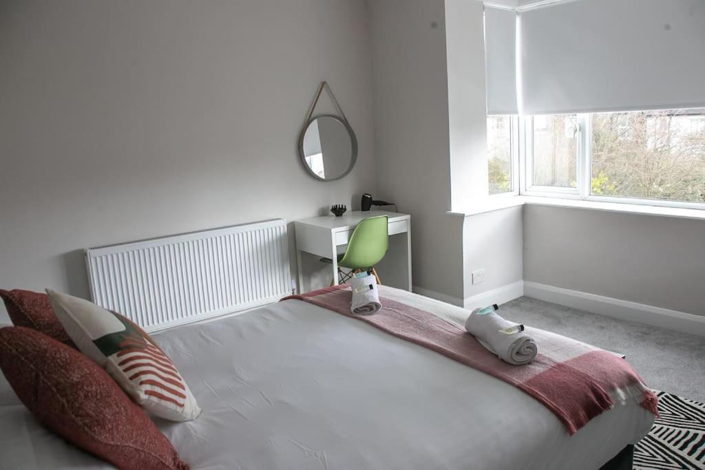 Apartamento Stylish Retreat In Leigh-On-Sea Southend-on-Sea Exterior foto